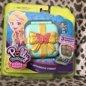 Polly pocket
